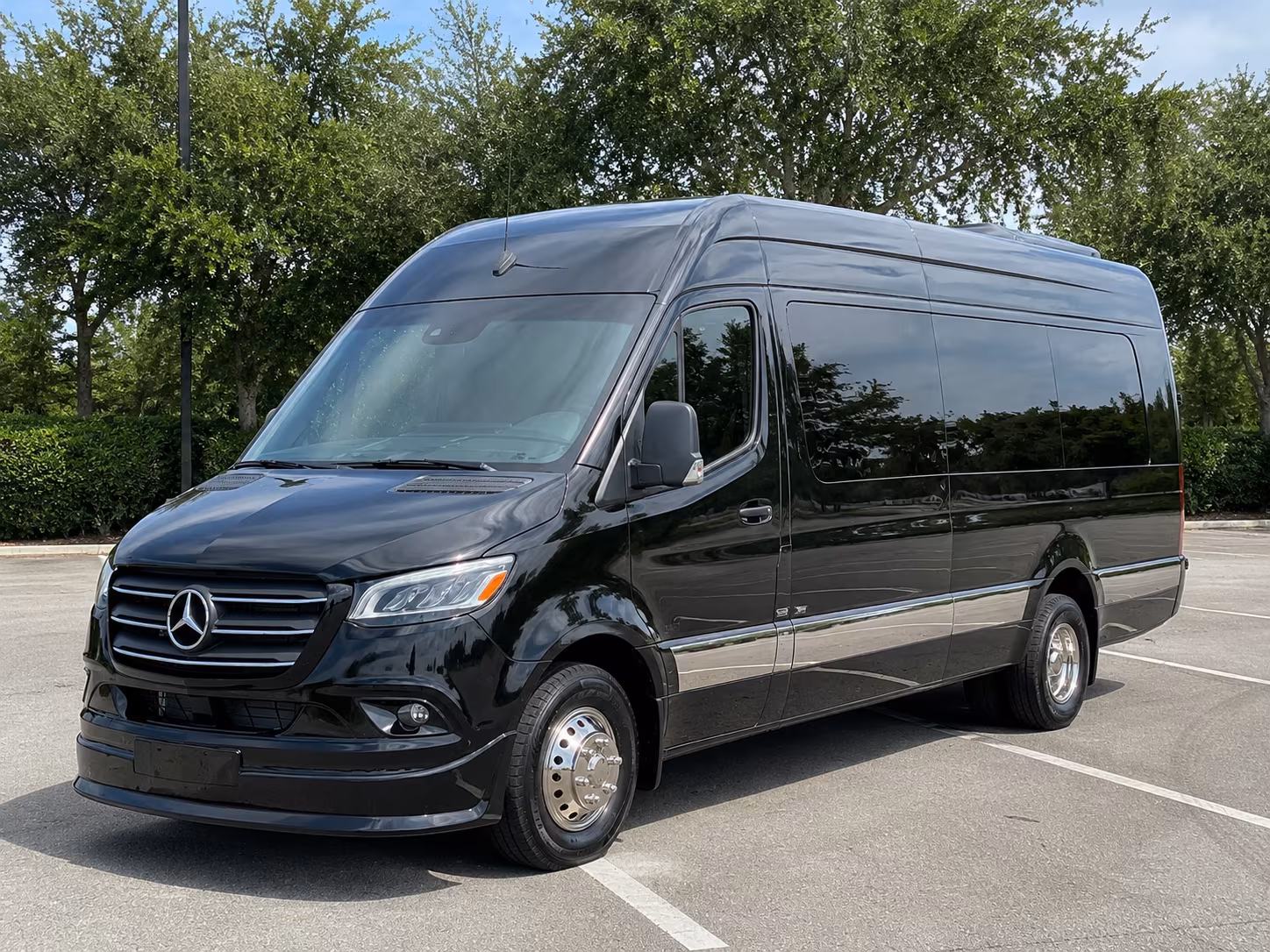 Orlando Corporate Transportation party bus exterior