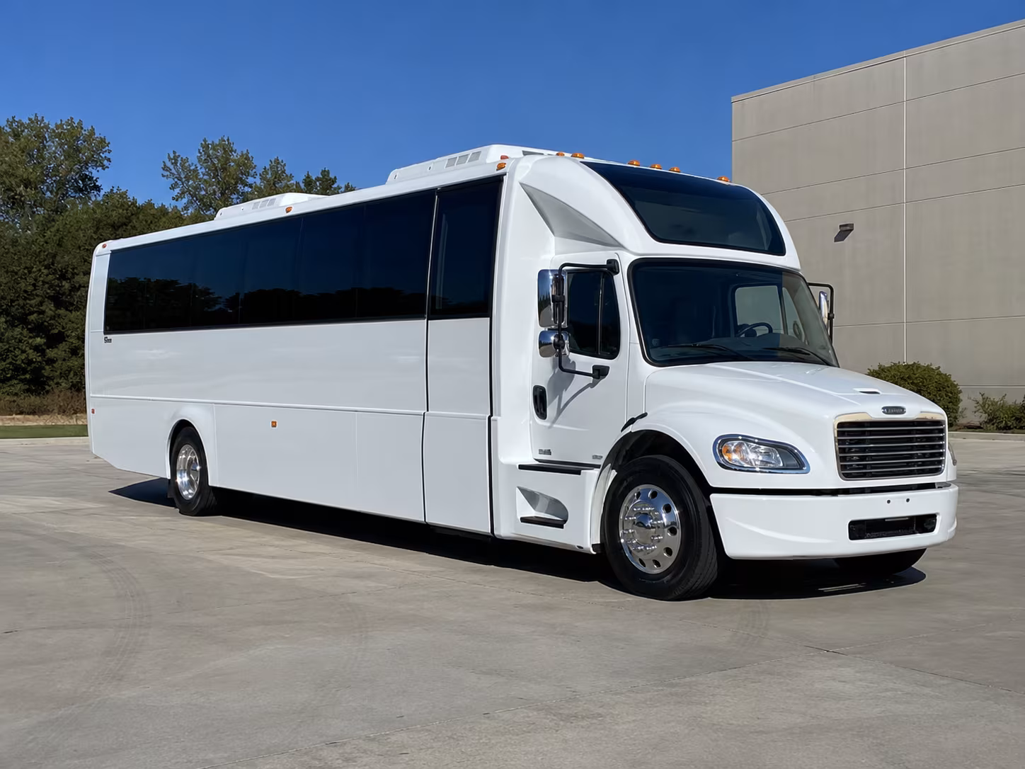 Orlando Sporting Event Transportation party bus exterior